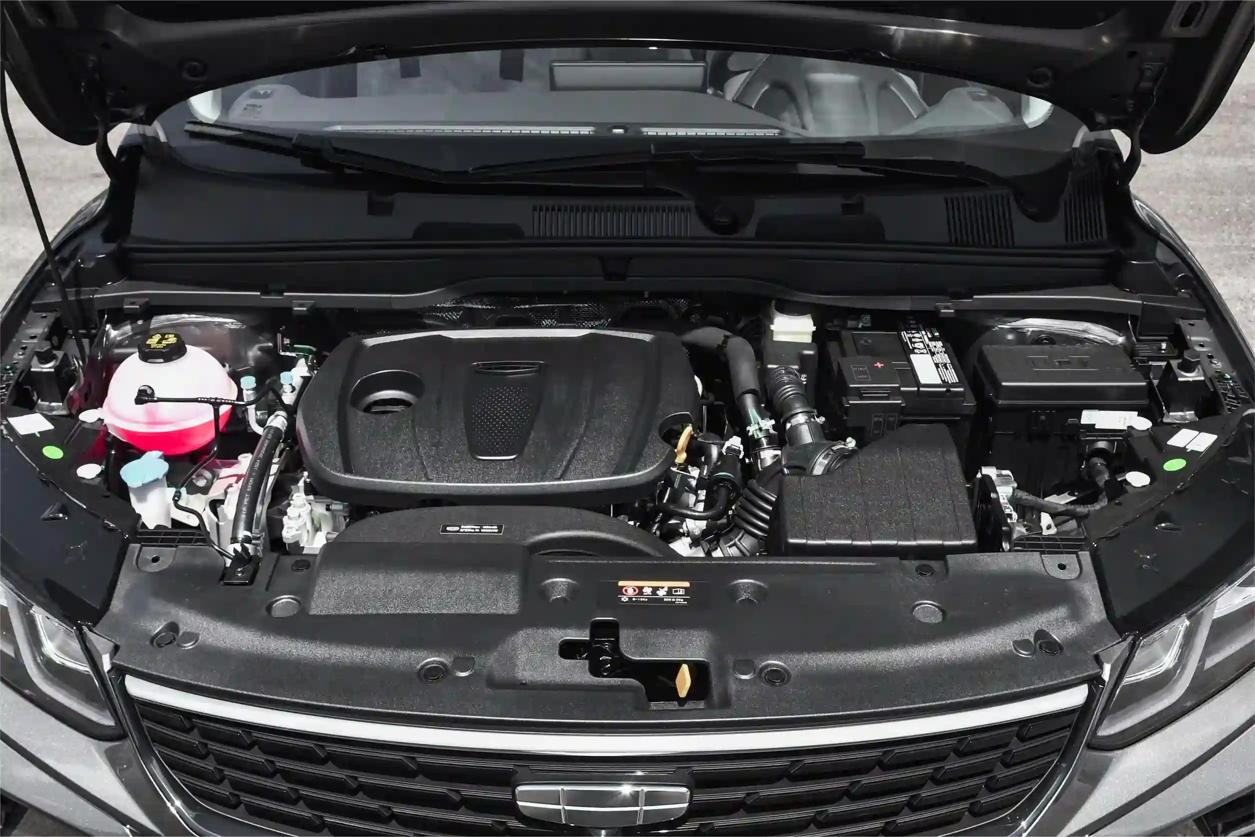 
								2026 Geely Coolray 1.5L CVT Manual full									