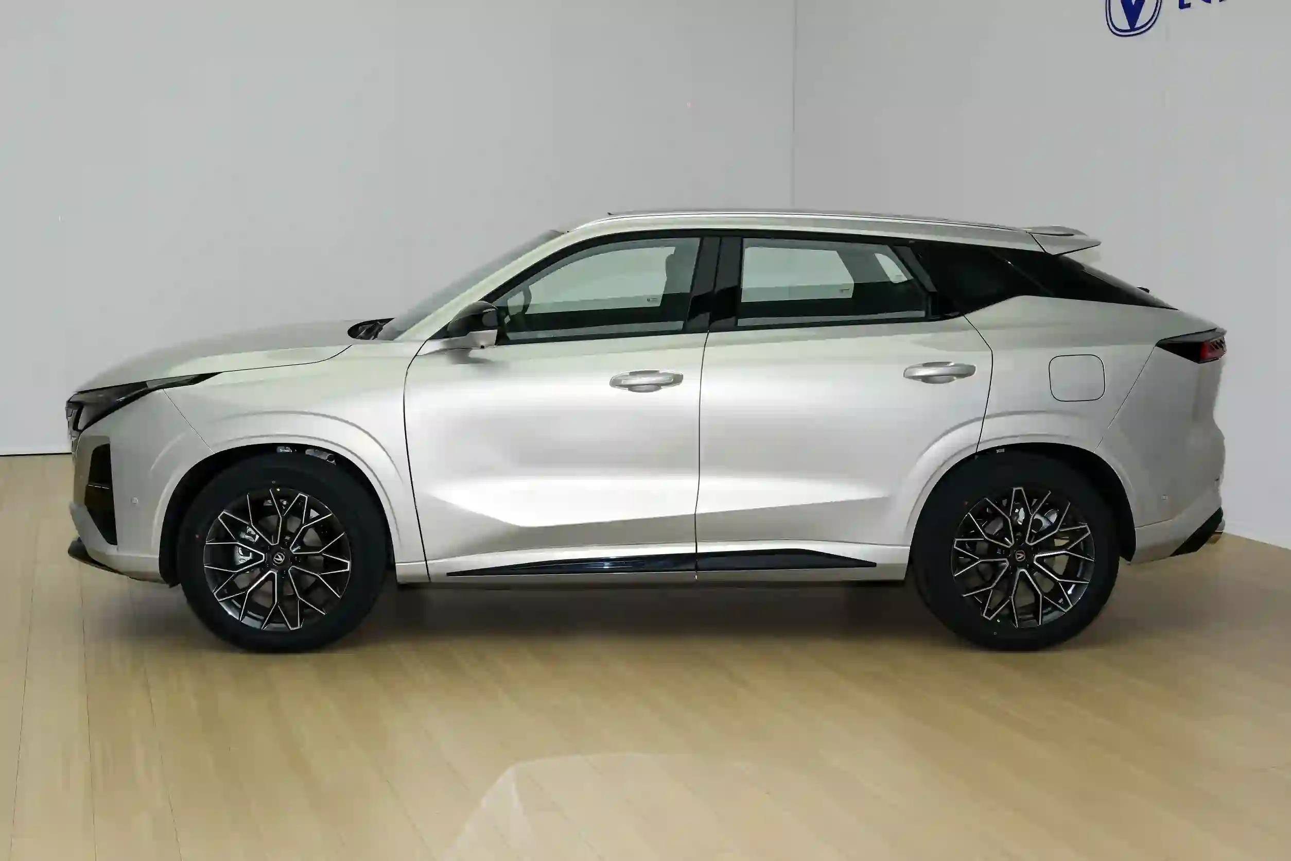
								Changan UNI-Z full									