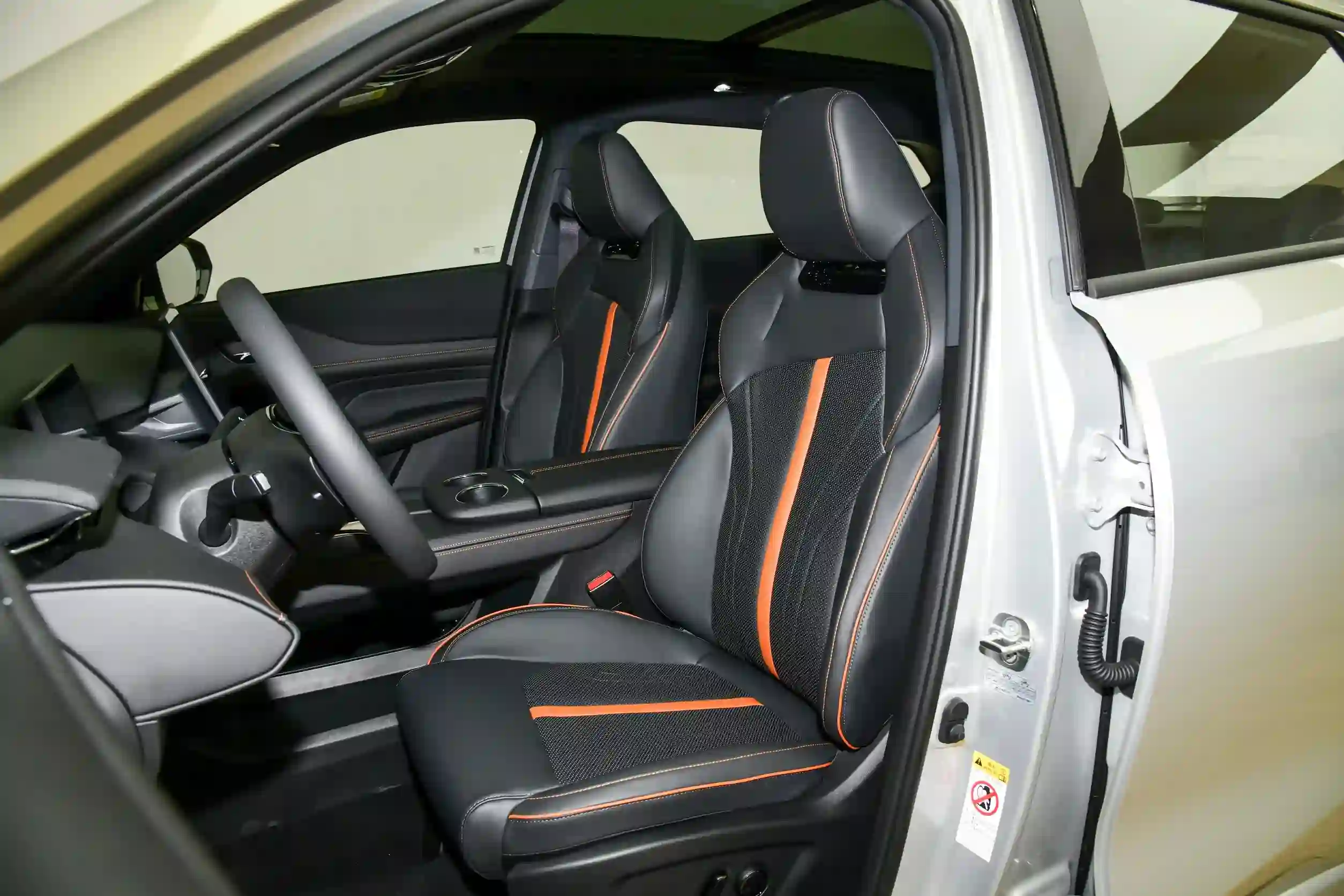 
								Changan UNI-Z full									