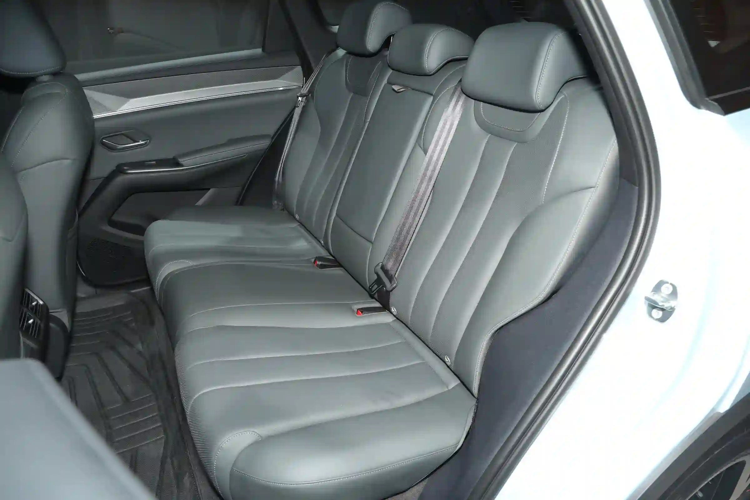 
								BYD YUAN PLUS full									