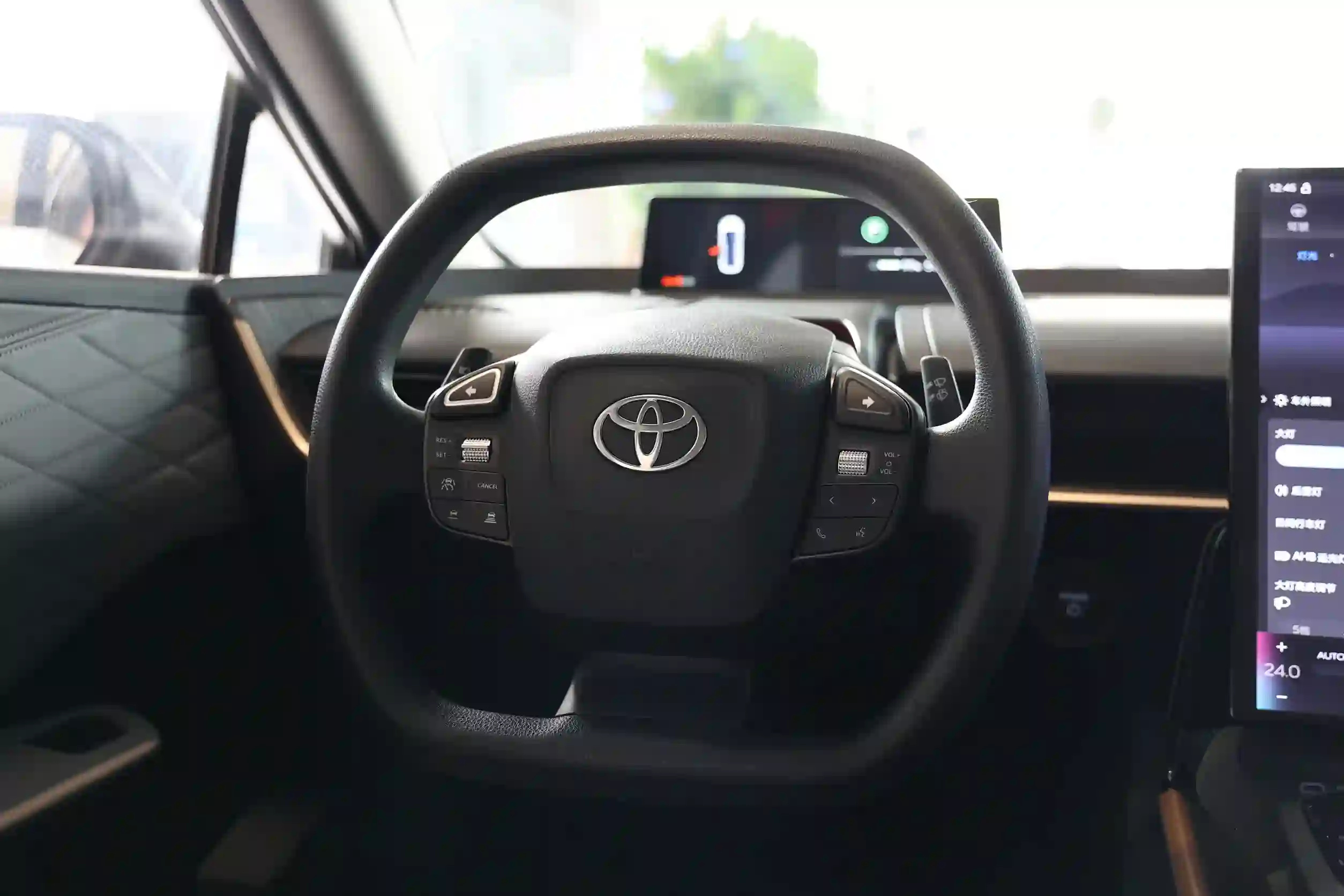 2025 TOYOTA BZ3 517KM