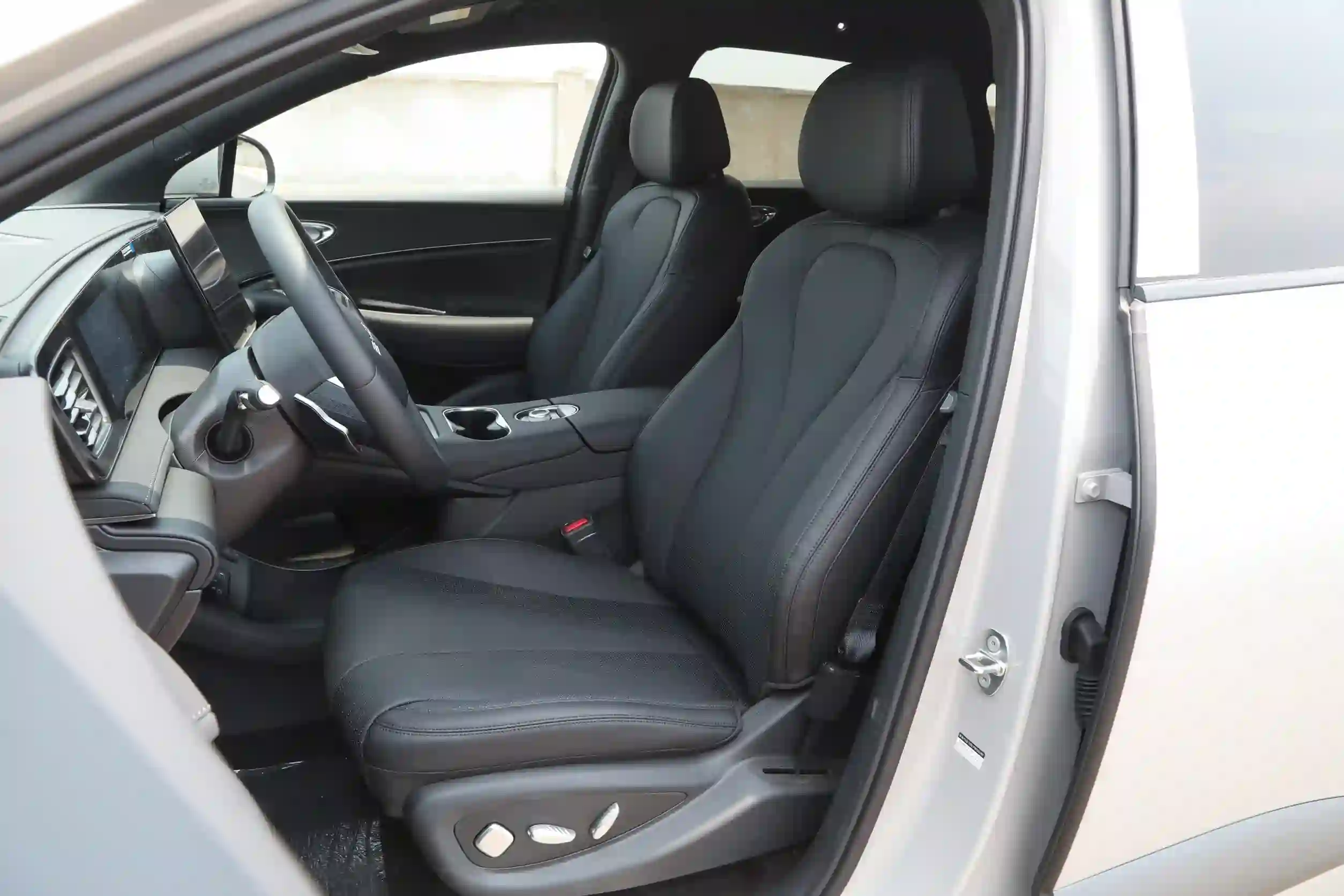 2025 BYD Sea Lion 06  605KM Plus Edition