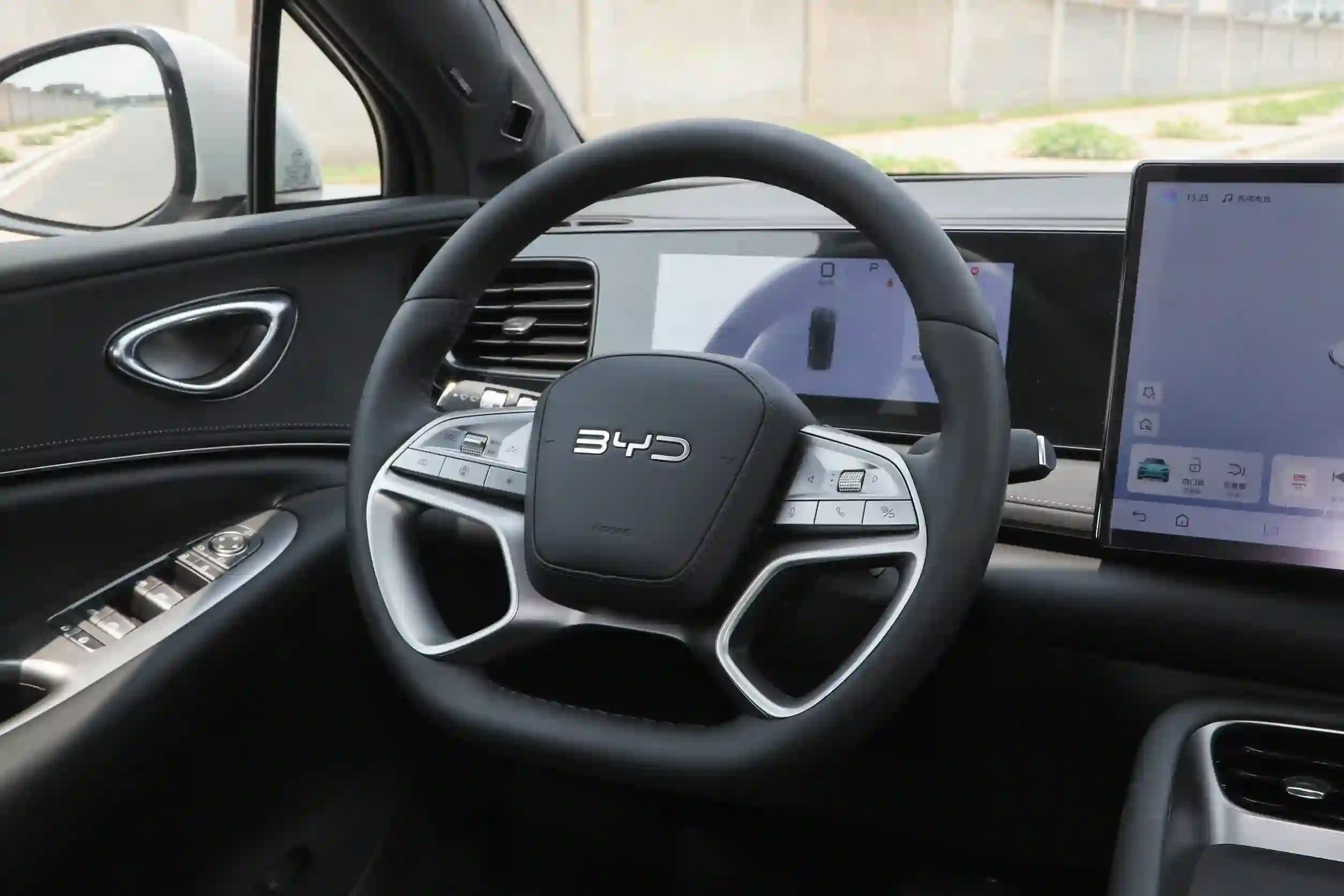 2025 BYD Sea Lion 06  605KM Plus Edition