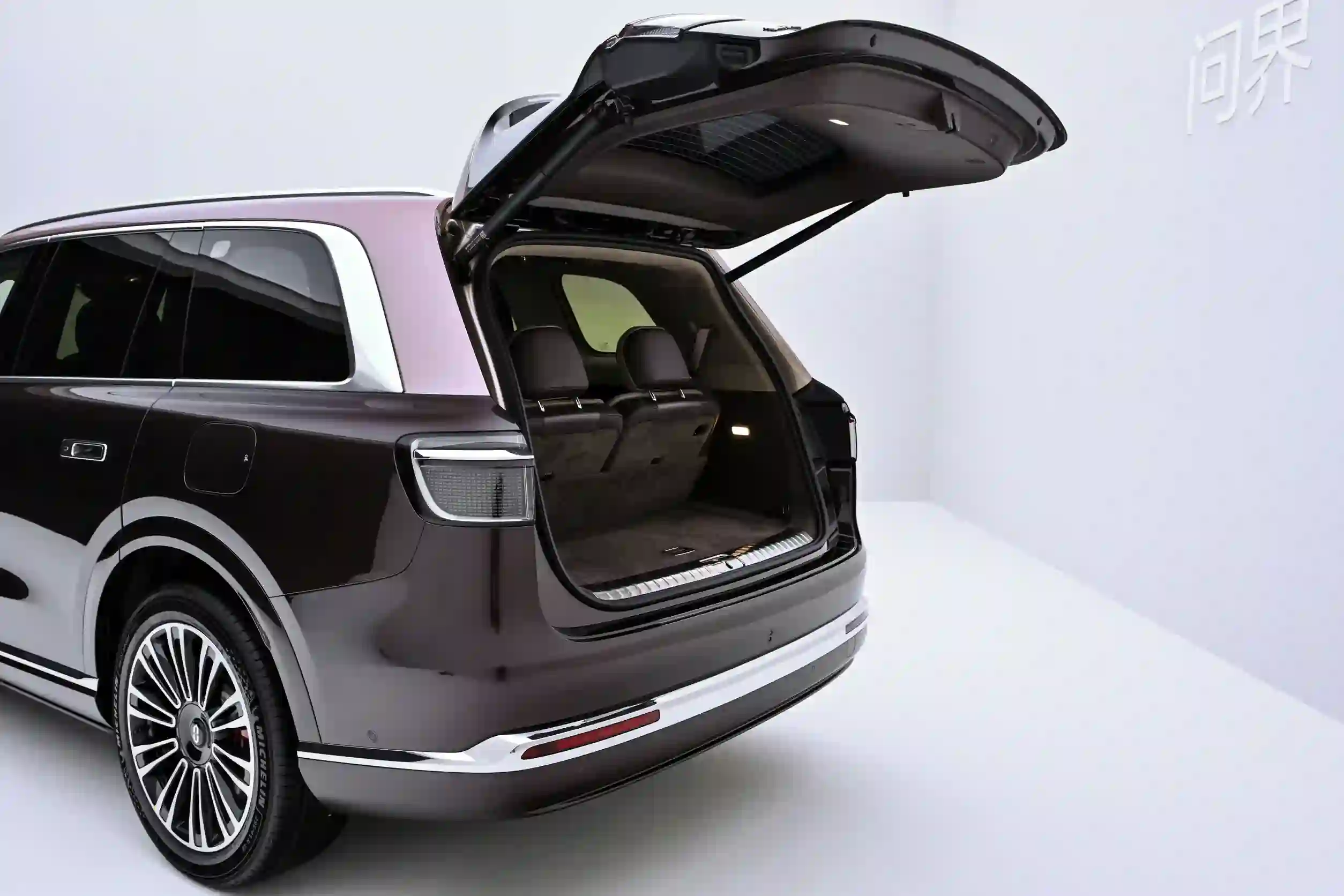 2026 AITO M9 Electric 6-seater version