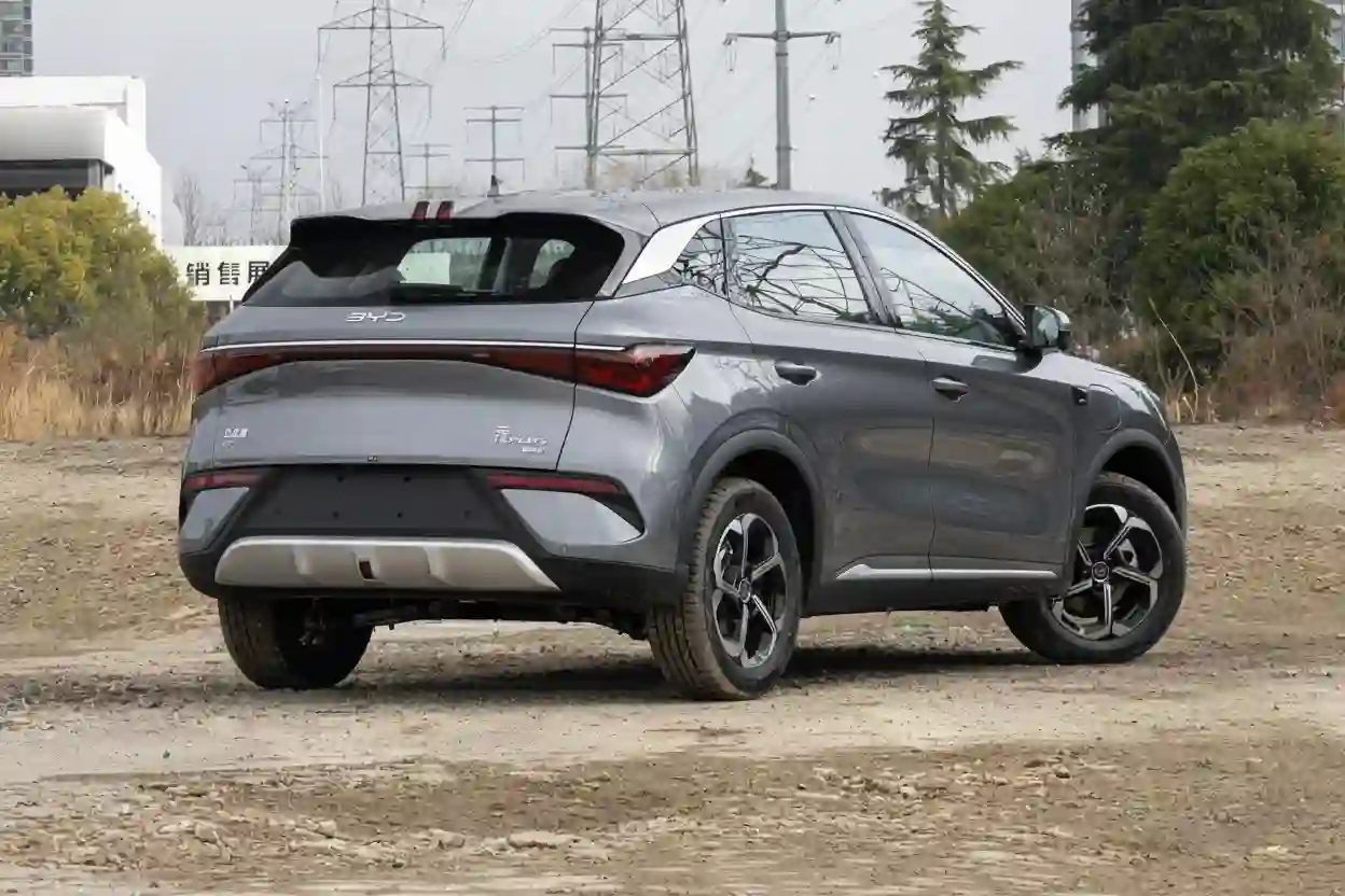 2025 BYD ATTO 3  430KM