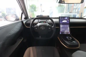 2025 TOYOTA BZ3 517KM