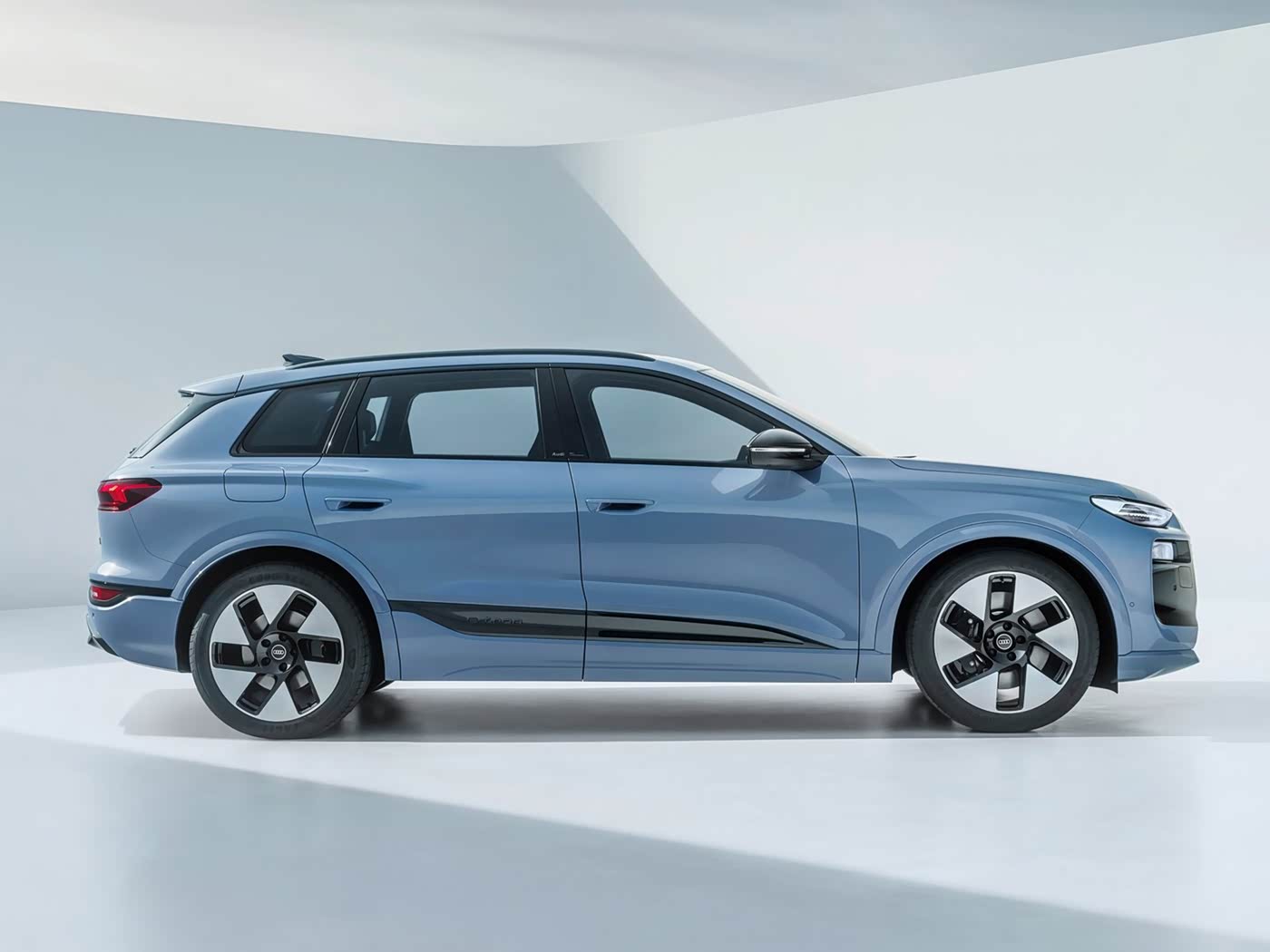 AuDi Q6L