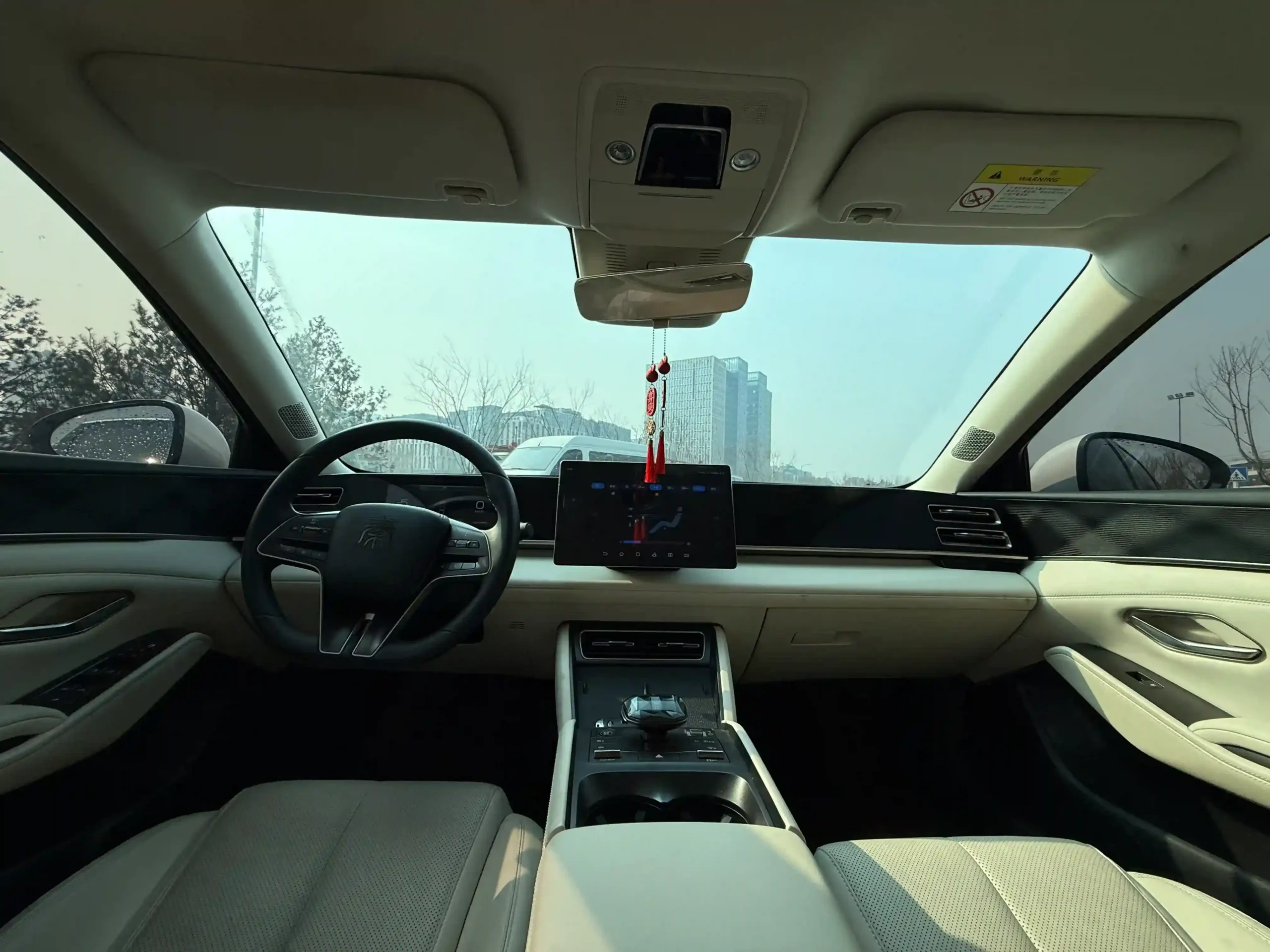 
								2023 BYD Qing L full									